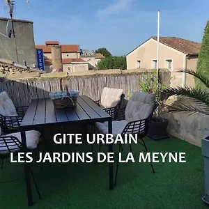 Urbain Du Théâtre Antique Maison De Et Terrasse Hébergement de vacances
