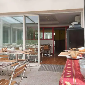 Adagio Access Prado Périer Aparthotel